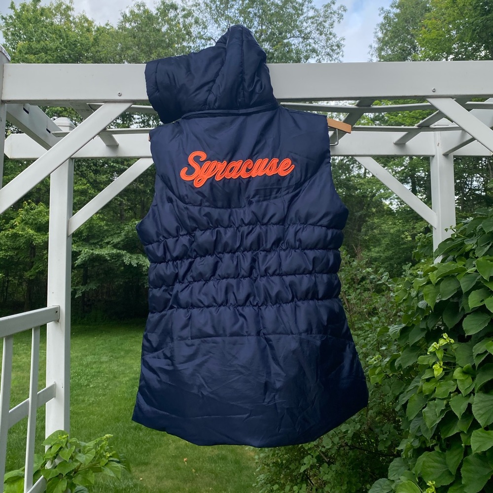 Syracuse vest